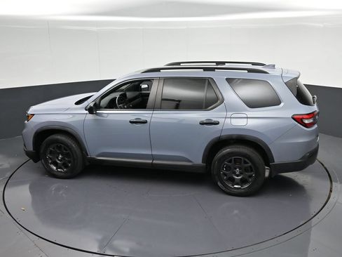 Used 2023 Honda Pilot TrailSport image 26