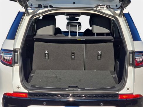 Certified 2025 Land Rover Discovery Sport S image 12