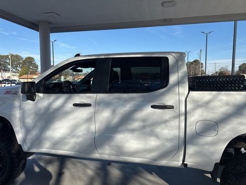 Used 2021 Chevrolet Silverado 1500 Custom Trail Boss image 7