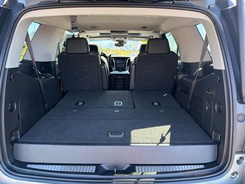 Used 2020 Cadillac Escalade Premium Luxury AWD/4WD image 9
