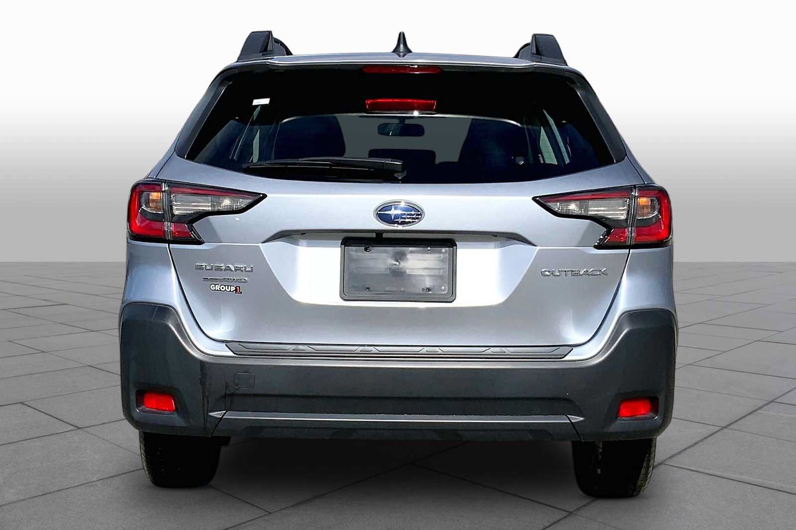 Used 2024 Subaru Outback AWD/4WD image 5
