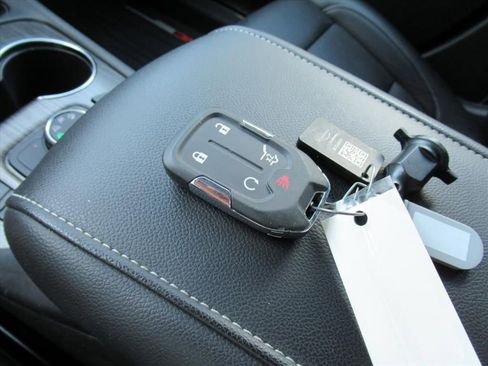 Used 2023 GMC Acadia SLT w/ Preferred Package image 38