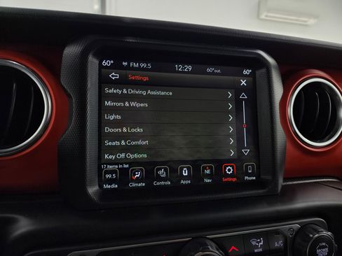 Used 2021 Jeep Wrangler Unlimited Rubicon image 46