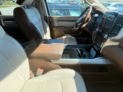 Used 2020 RAM 2500 Laramie AWD/4WD image 3