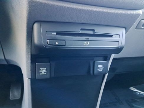 Used 2018 Honda Odyssey Touring image 23