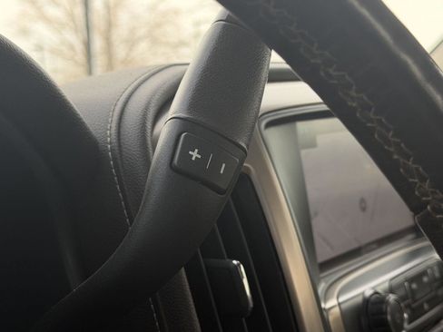 Used 2018 GMC Sierra 3500 Denali w/ Duramax Plus Package image 32