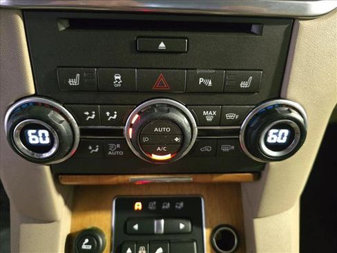 Used 2015 Land Rover LR4 HSE LUX AWD/4WD image 24
