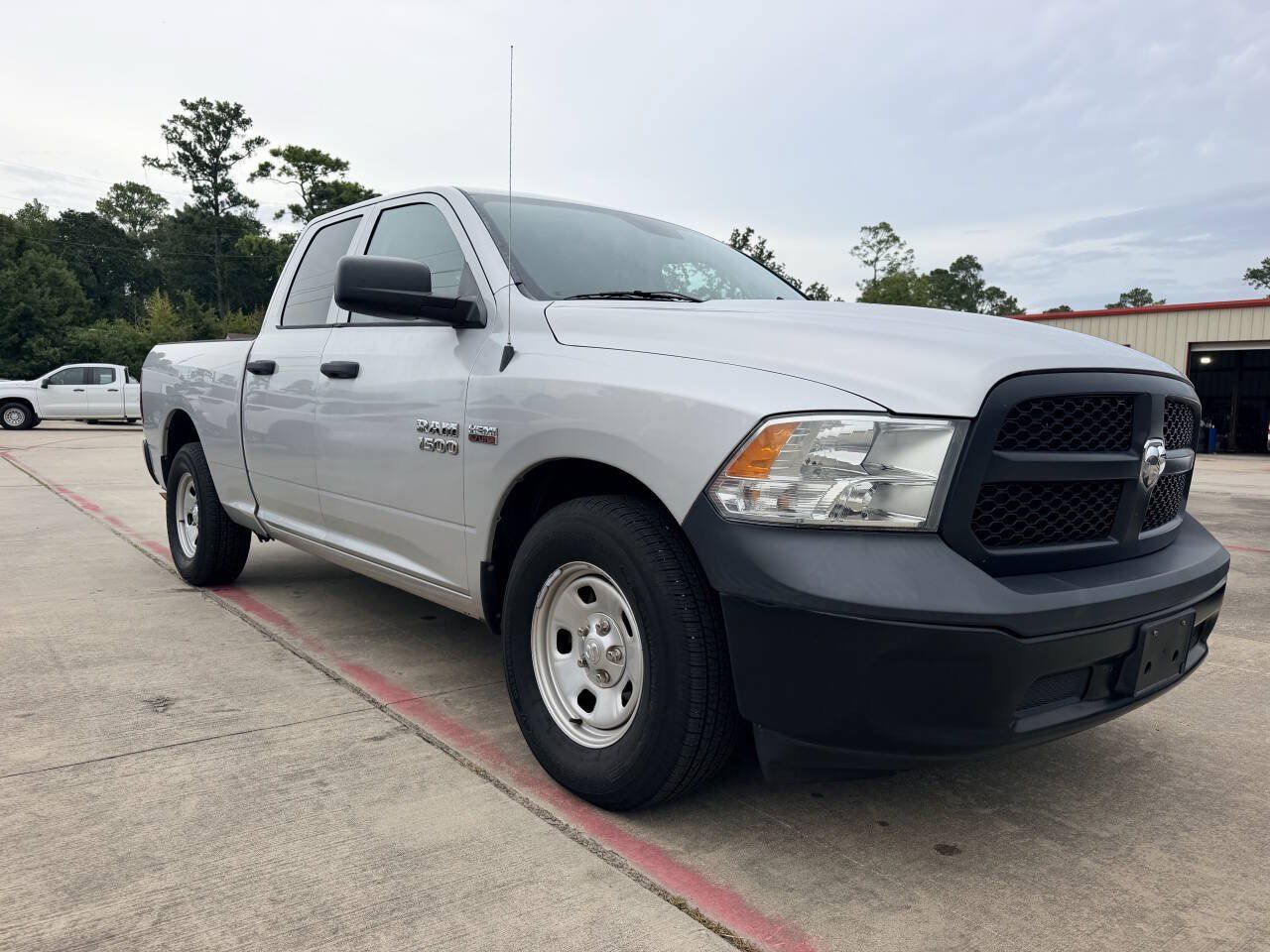 Used 2016 RAM 1500 Tradesman w/ Popular Equipment Group RWD image 4