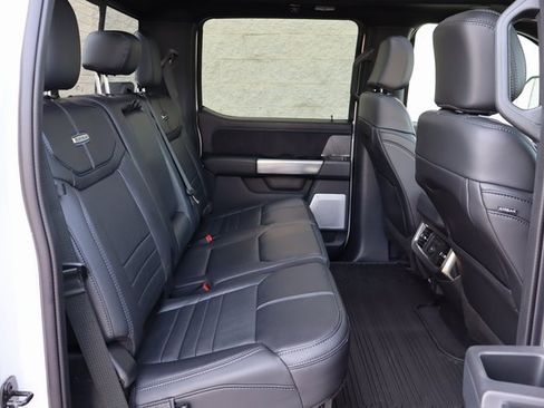 Used 2025 Ford F350 Platinum image 39