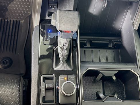 Used 2022 Toyota Tundra SR5 image 17
