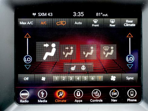 Used 2018 Dodge Durango GT image 40