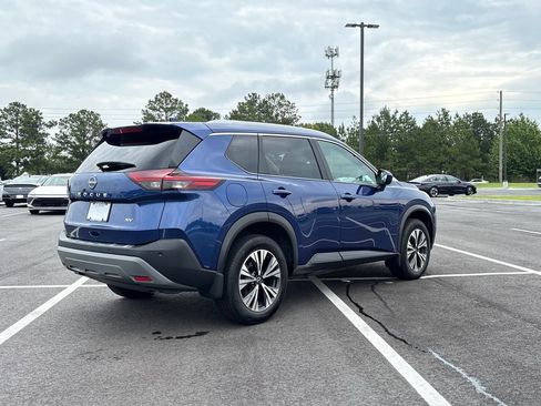 Used 2023 Nissan Rogue SV w/ SV Premium B Package FWD image 35