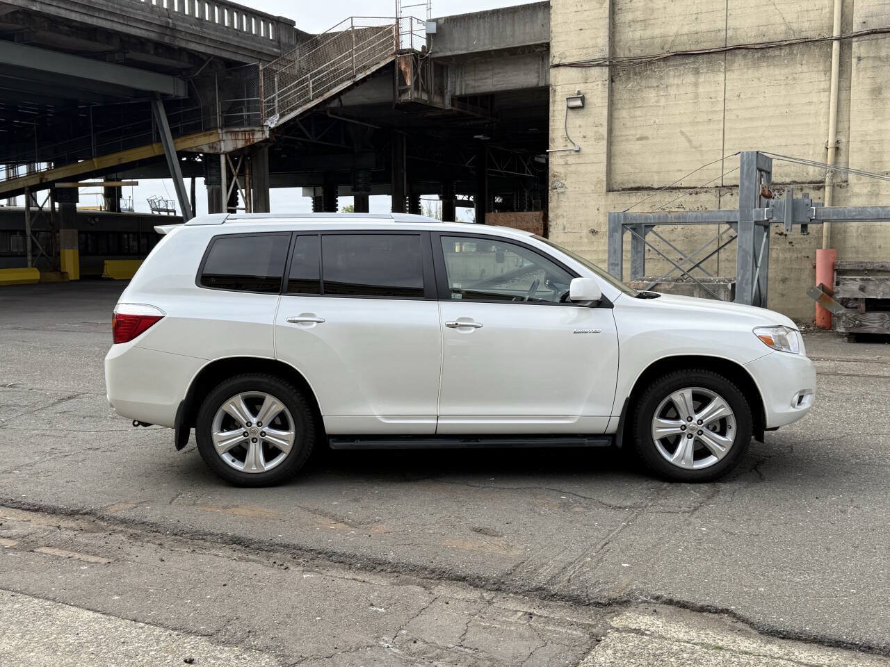 Used 2008 Toyota Highlander Limited AWD/4WD image 62