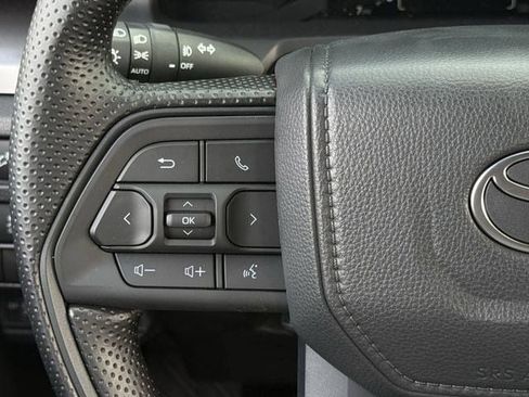 New 2026 Toyota Tacoma SR5 AWD/4WD image 17
