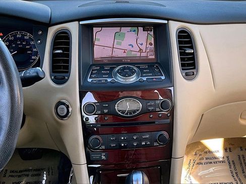 Certified 2017 INFINITI QX50 AWD w/ Premium Plus Package image 19