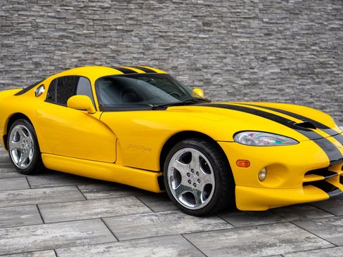 Used 2001 Dodge Viper GTS RWD image 13