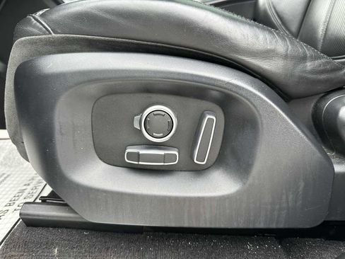 Used 2016 Land Rover Range Rover Sport HSE image 16