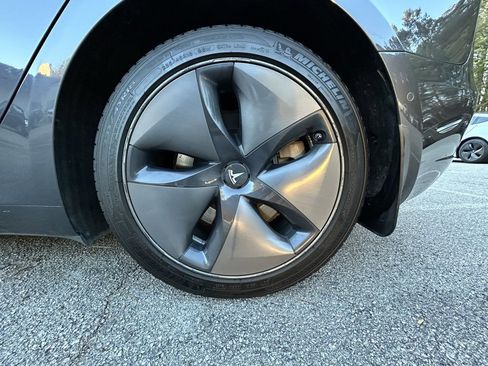 Used 2020 Tesla Model 3 Long Range image 15