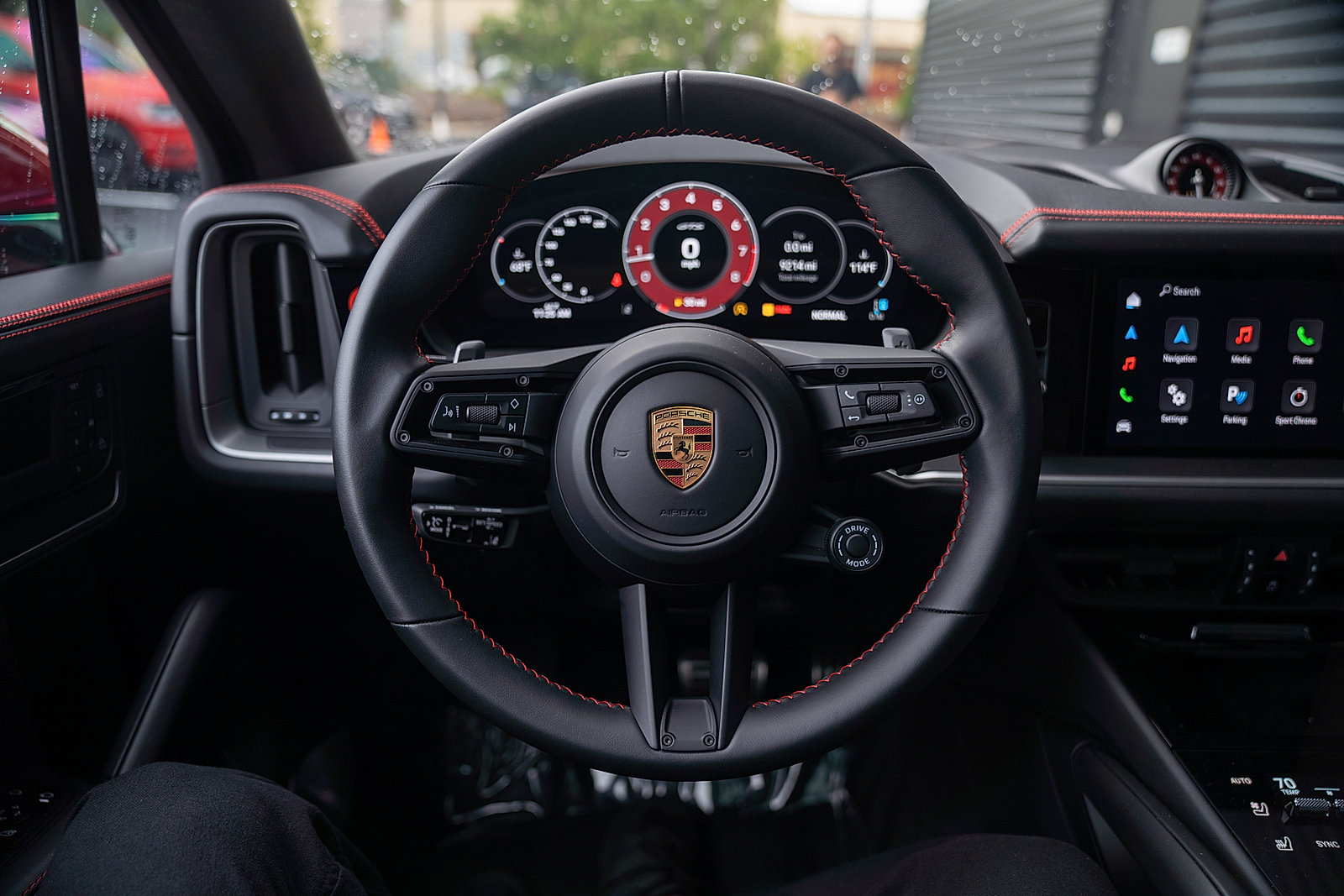 Certified 2025 Porsche Cayenne GTS AWD/4WD image 6