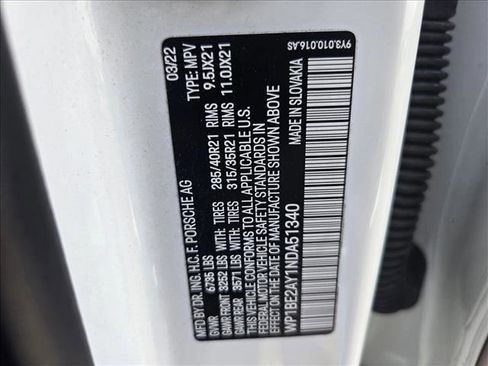 Used 2022 Porsche Cayenne E-Hybrid image 24