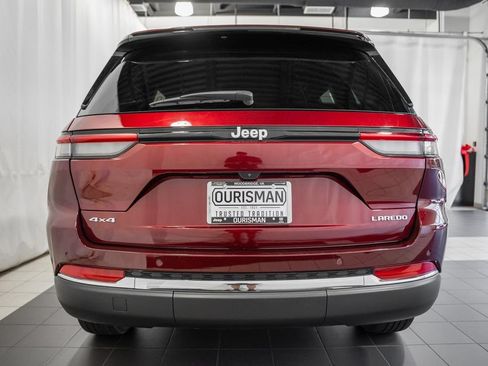 Certified 2024 Jeep Grand Cherokee Laredo w/ Luxury Tech Group I AWD/4WD image 5