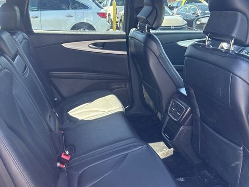 Used 2018 Lincoln MKX Premiere image 7