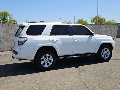 Used 2020 Toyota 4Runner SR5 RWD image 5