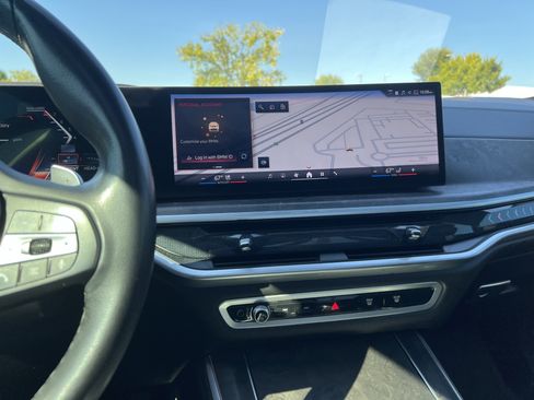 Certified 2024 BMW X5 sDrive40i w/ Premium Package RWD image 32