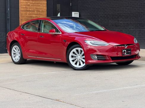Used 2017 Tesla Model S 100D AWD/4WD image 7