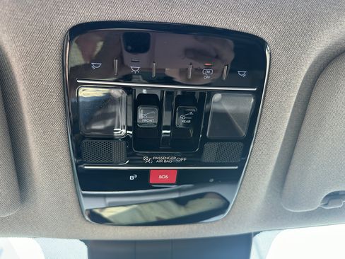 Used 2024 Hyundai Santa Fe Limited FWD image 25
