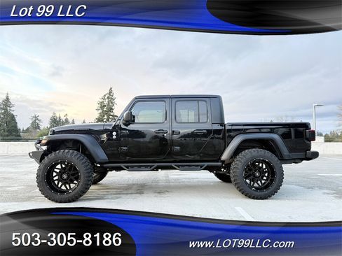 Used 2020 Jeep Gladiator Sport w/ Quick Order Package 24S image 2