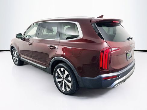 Used 2022 Kia Telluride EX w/ EX Premium Package image 5