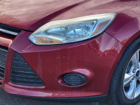 Used 2014 Ford Focus SE FWD image 9