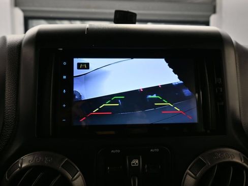Used 2014 Jeep Wrangler Unlimited Sport w/ Power Convenience Group AWD/4WD image 17