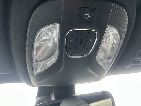 New 2026 Jeep Compass Limited image 25