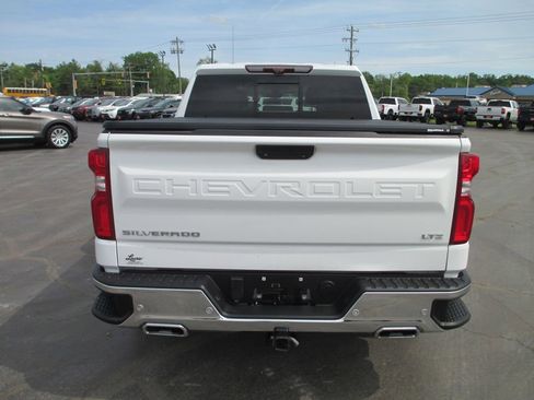 Used 2021 Chevrolet Silverado 1500 LTZ w/ LTZ Premium Package AWD/4WD image 7