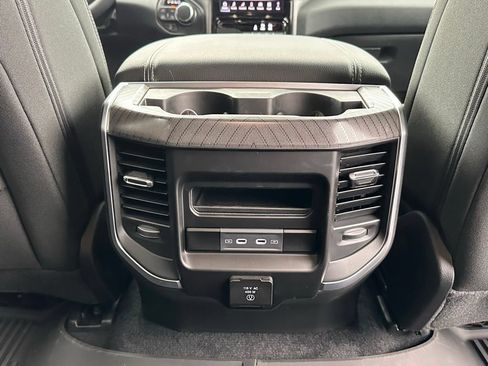 New 2026 RAM 1500 Big Horn AWD/4WD image 19
