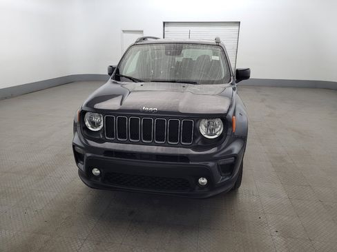 Used 2022 Jeep Renegade Latitude AWD/4WD image 15