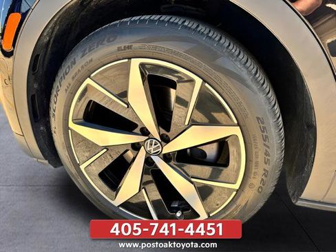 Used 2023 Volkswagen ID.4 Pro S RWD image 5