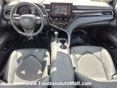 Used 2023 Toyota Camry SE w/ Convenience Package FWD image 10