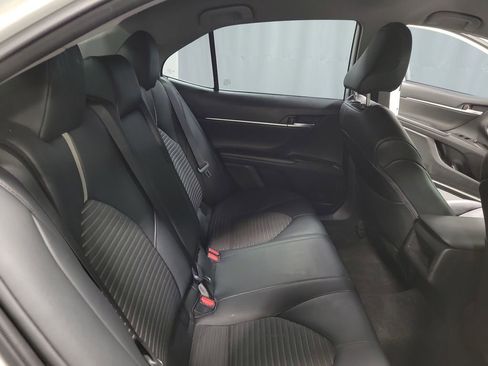 Used 2024 Toyota Camry SE w/ Cold Weather Package FWD image 20