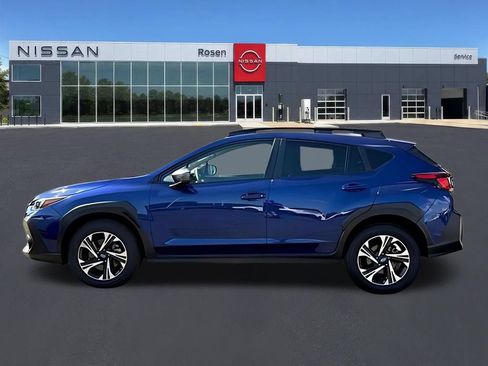 Used 2025 Subaru Crosstrek 2.5i Premium AWD/4WD image 5