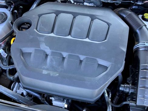 Used 2024 Volkswagen GTI SE image 64