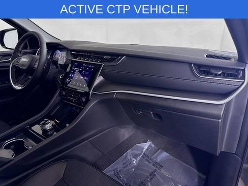 New 2025 Jeep Grand Cherokee Altitude w/ Trailer Tow Package image 29