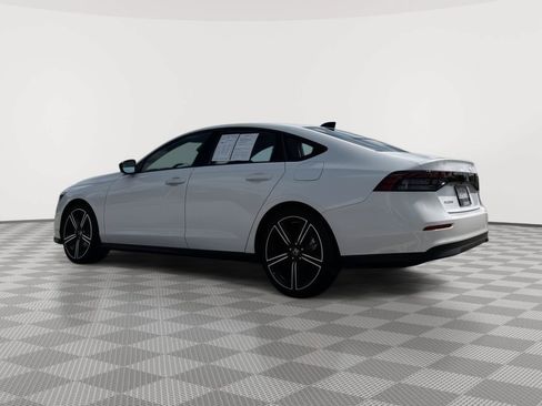 Certified 2026 Honda Accord SE image 4