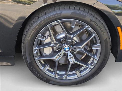 Used 2025 BMW 330i xDrive Sedan image 10