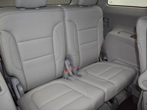 Used 2019 GMC Acadia SLT image 23