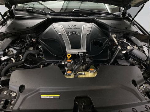 Used 2018 INFINITI Q50 Luxe AWD/4WD image 12