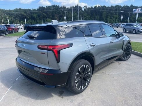 New 2025 Chevrolet Blazer EV RS image 10