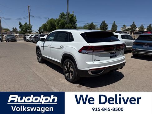 New 2026 Volkswagen Atlas Cross Sport SE FWD image 3